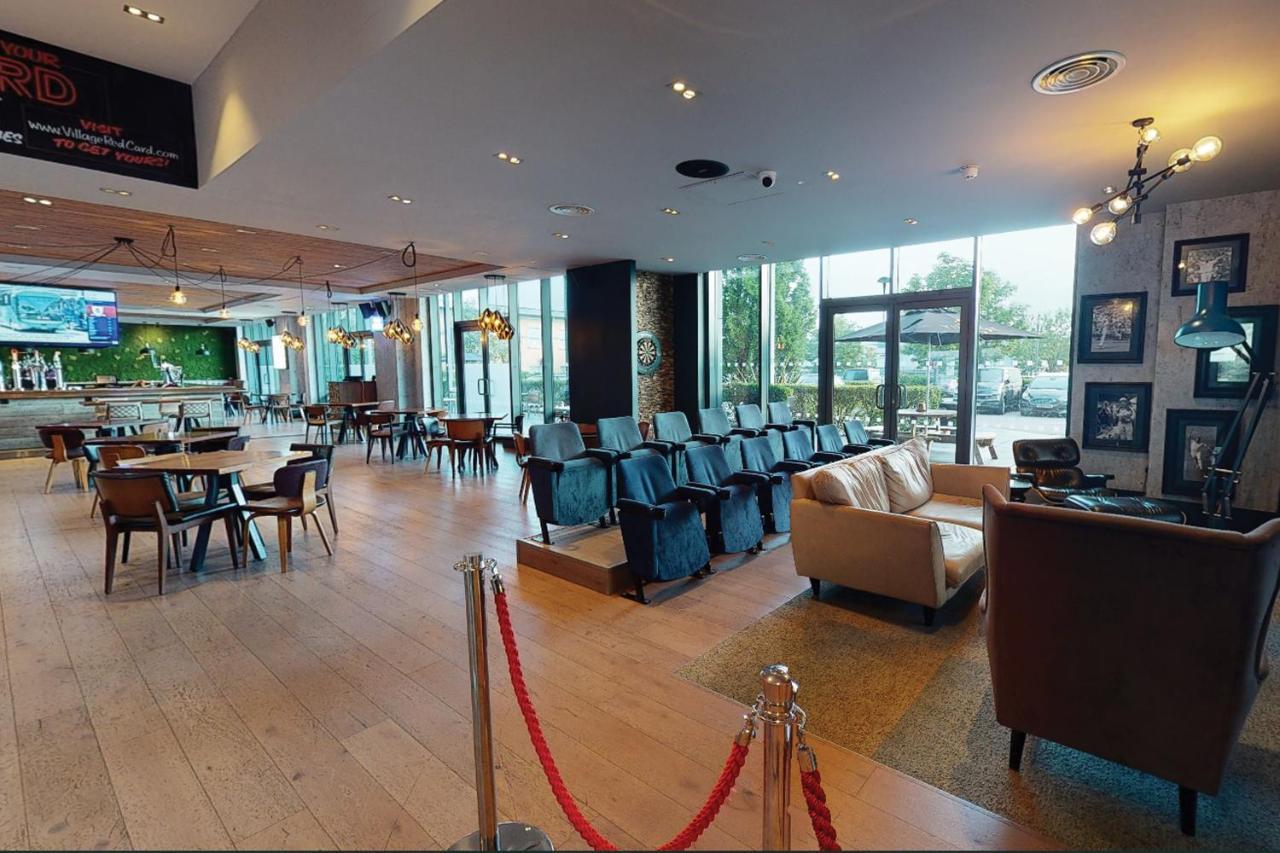 Village Hotel Σόλιχαλ Εξωτερικό φωτογραφία